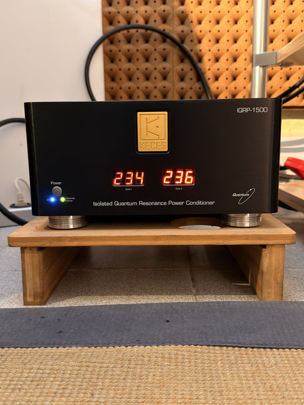 Keces IQRP-1500 — Condicionador de Corrente Balanceado e Isolado